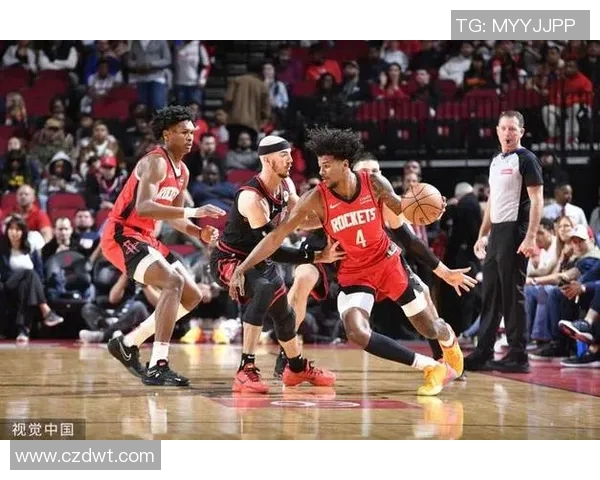 休斯顿火箭队大胜孟菲斯灰熊：格林34分申京18分12篮板，火箭7人得分上双